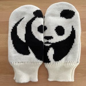 World Wildlife Fund unisex Mittens